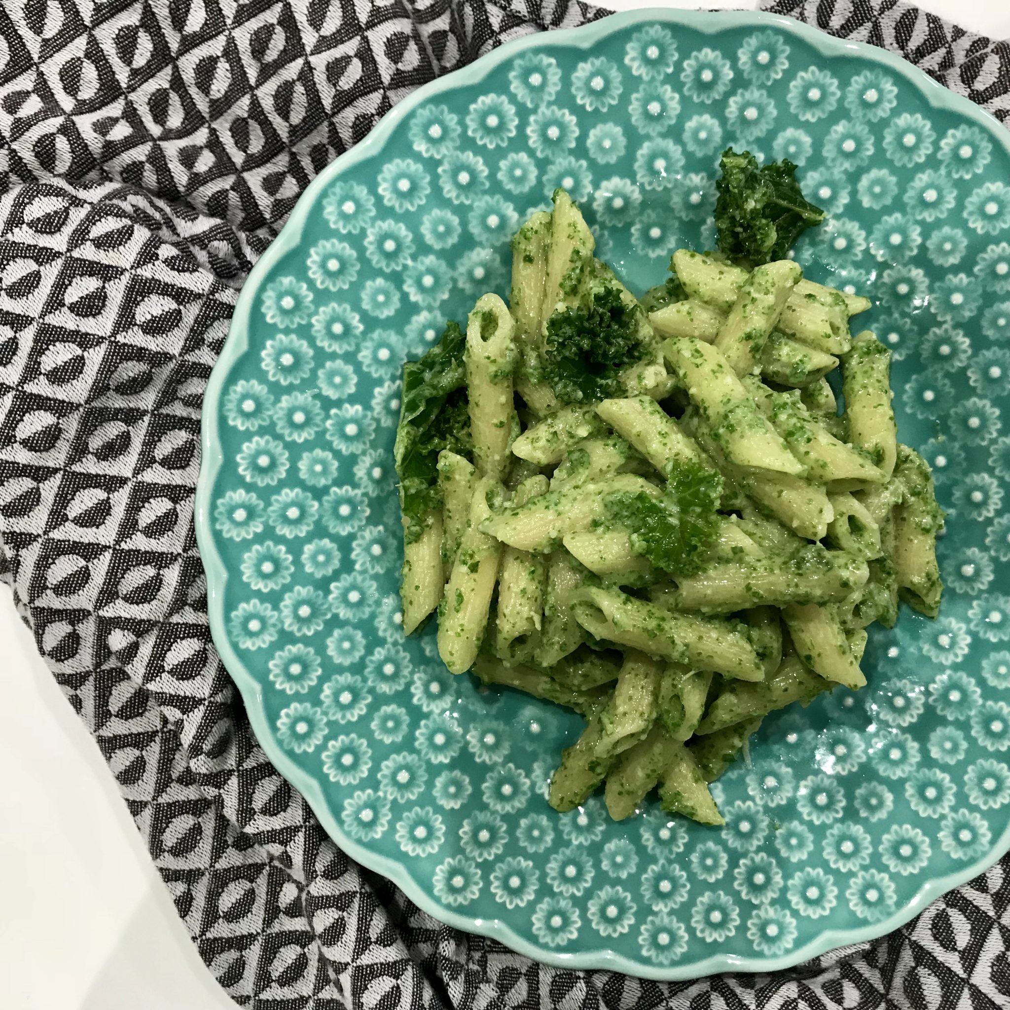 Grönkålspasta med parmesan